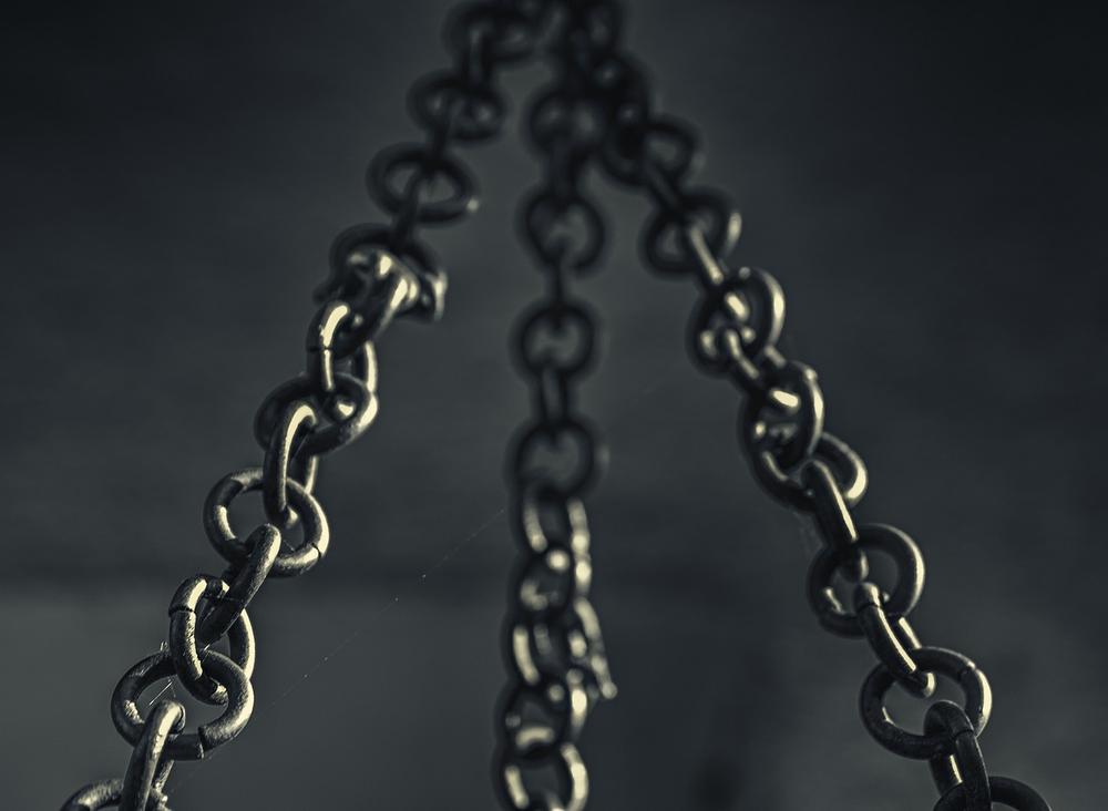Dream of Holding a Chain