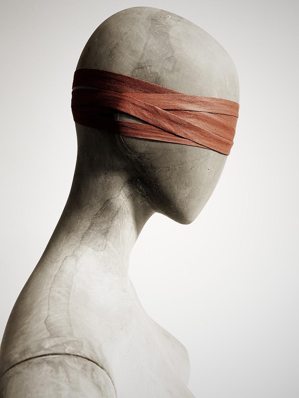 Delving Into the Symbolism of Blindfolds in Dreams